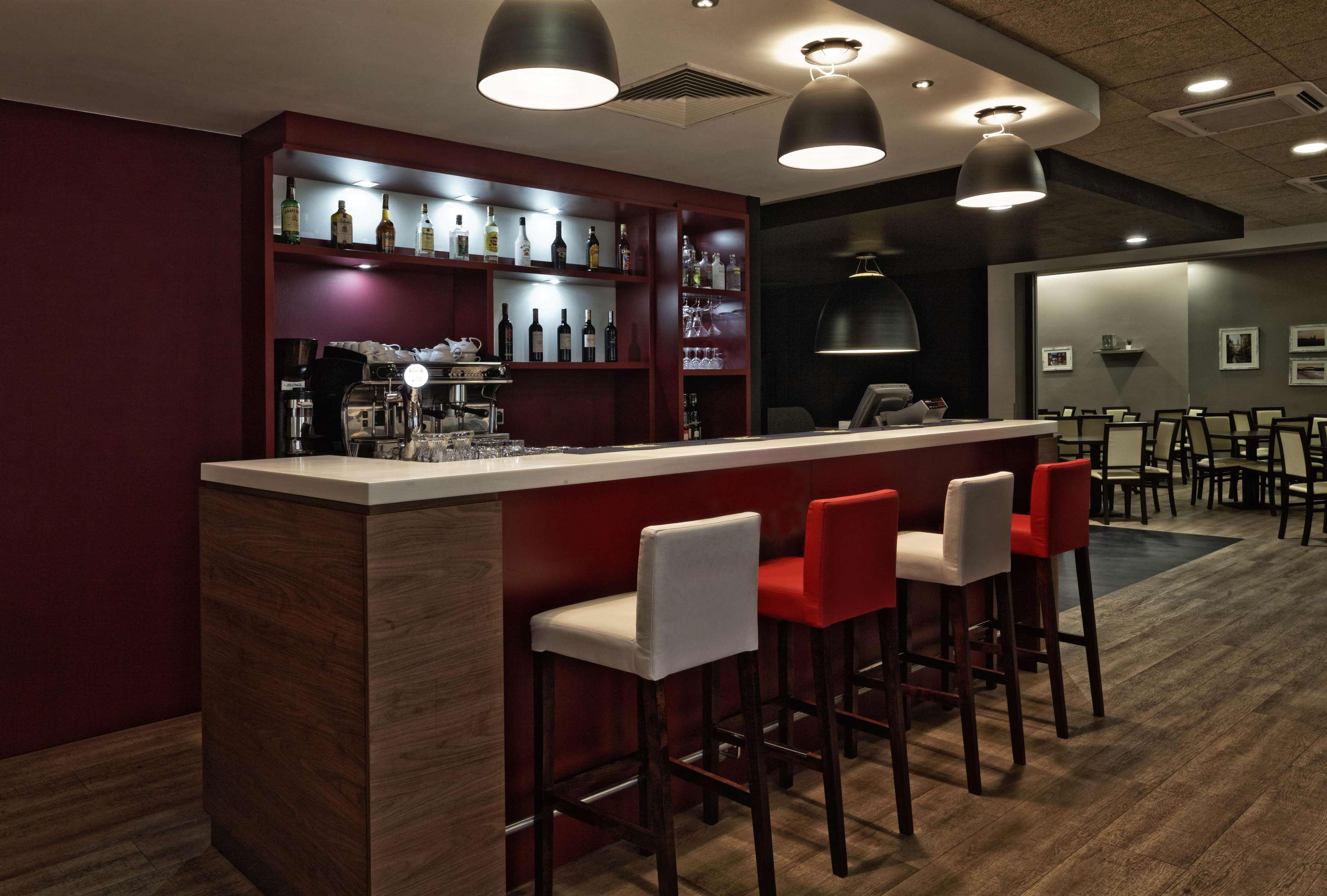 Hotel Campanile / 3*